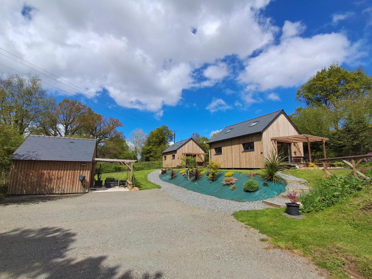 Chalets De Pont Cob Avec Spa Gouézec Kültér fotó