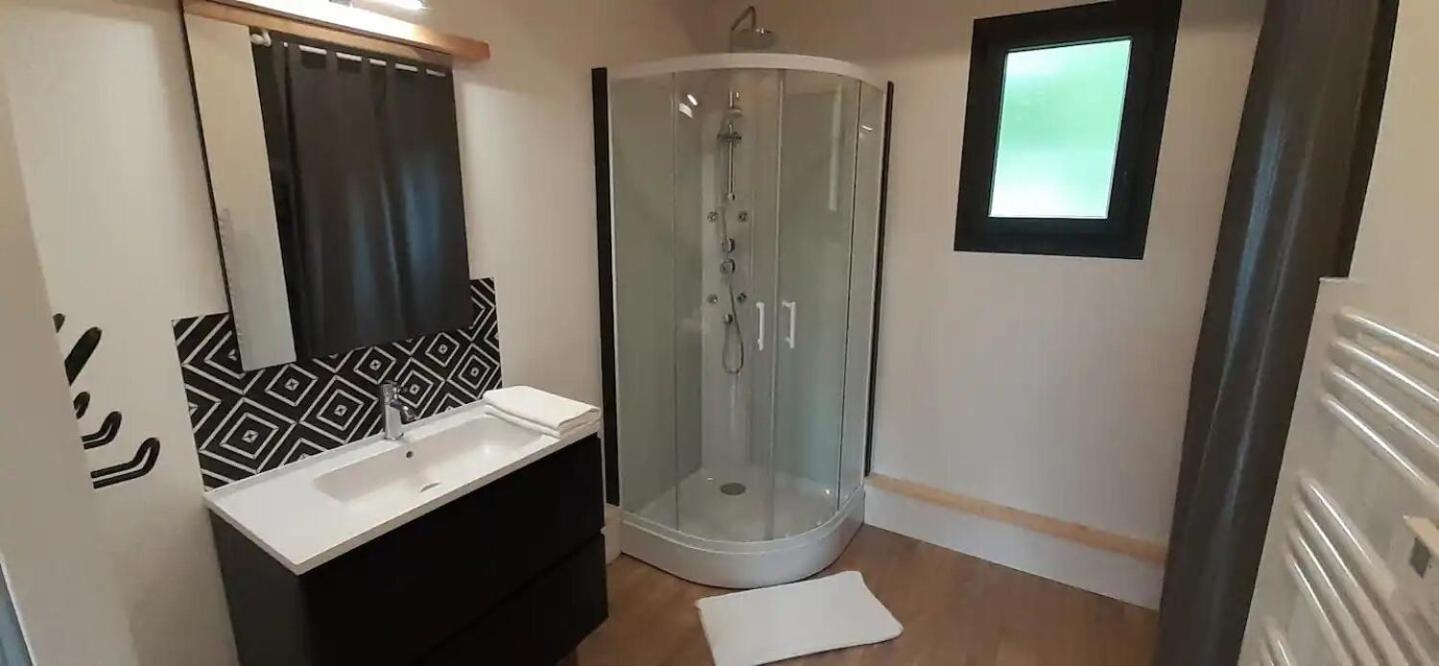 Chalets De Pont Cob Avec Spa Gouézec Kültér fotó